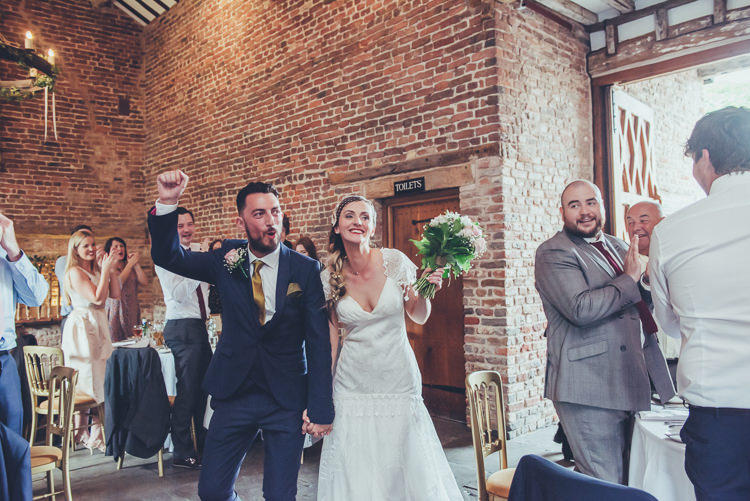 Bespoke Rustic Homespun Wedding http://lisahowardphotography.co.uk/