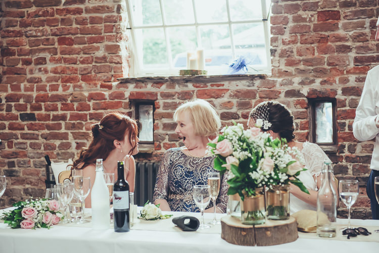 Bespoke Rustic Homespun Wedding http://lisahowardphotography.co.uk/