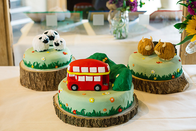 Fun Multicoloured Party Wedding http://www.pauljosephphotography.co.uk/