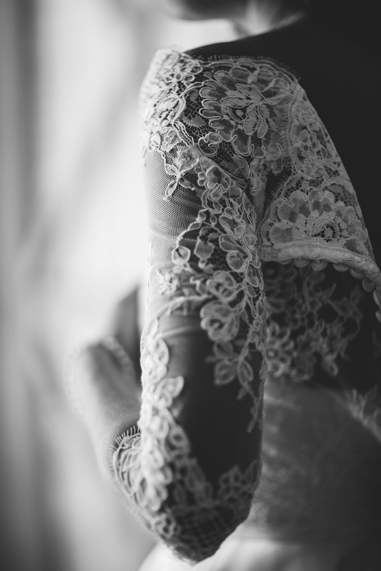Lace Sleeves Bride Bridal Dress Gown Beautiful Classic English Countryside Wedding http://jenmarino.com/