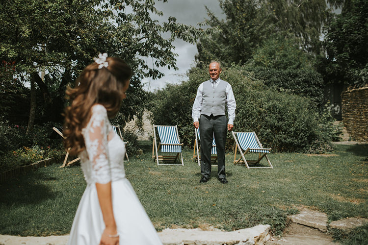 Beautiful Classic English Countryside Wedding http://jenmarino.com/