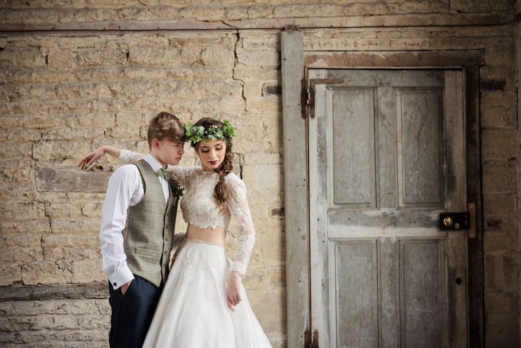 Organic Foliage Rustic Wedding Ideas http://www.sarahvivienne.co.uk/