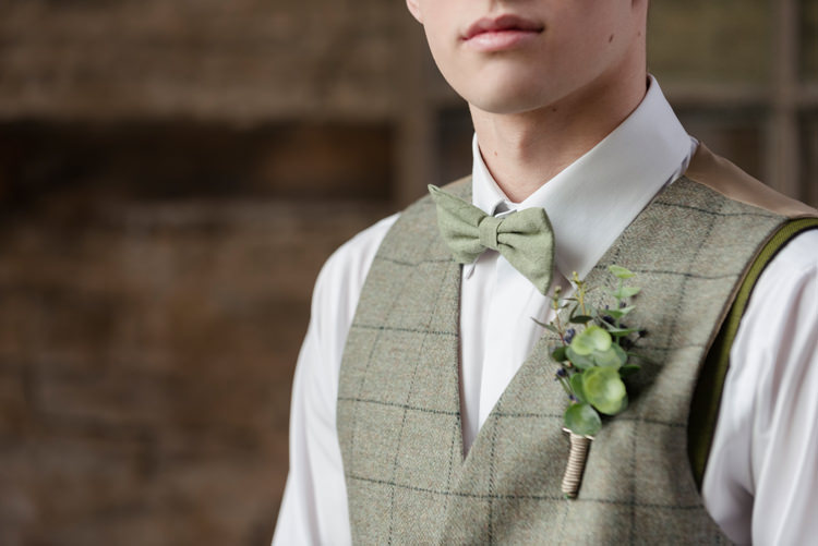 Green Bow Tie Groom Organic Foliage Rustic Wedding Ideas http://www.sarahvivienne.co.uk/