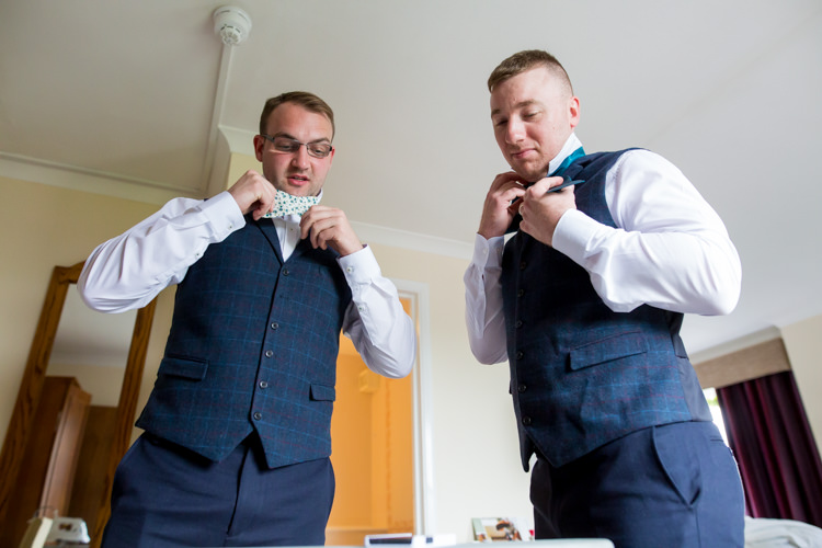 1950s Summer Fete Wedding http://www.mia-photography.com/