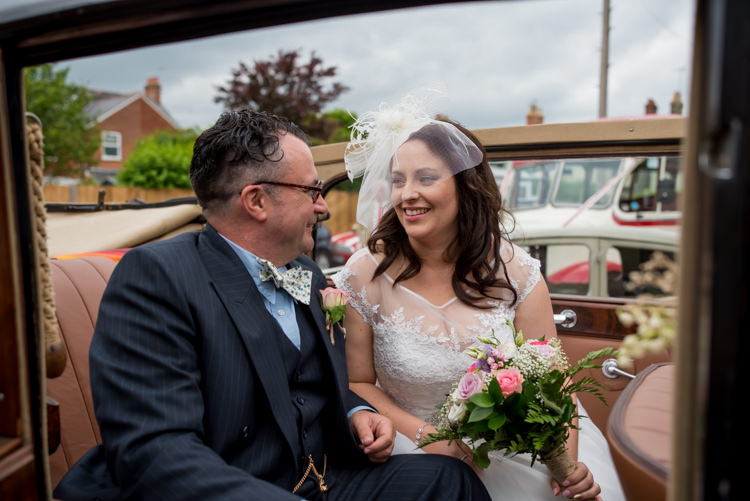 1950s Summer Fete Wedding http://www.mia-photography.com/