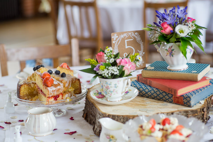 1950s Summer Fete Wedding http://www.mia-photography.com/