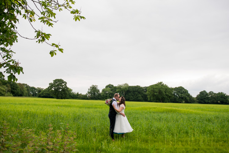 1950s Summer Fete Wedding http://www.mia-photography.com/