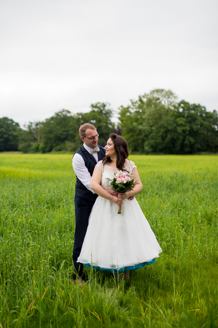 1950s Summer Fete Wedding http://www.mia-photography.com/