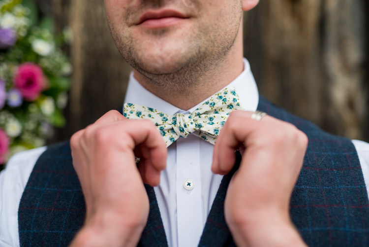 Floral Bow Tie Groom 1950s Summer Fete Wedding http://www.mia-photography.com/