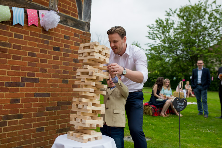 1950s Summer Fete Wedding http://www.mia-photography.com/