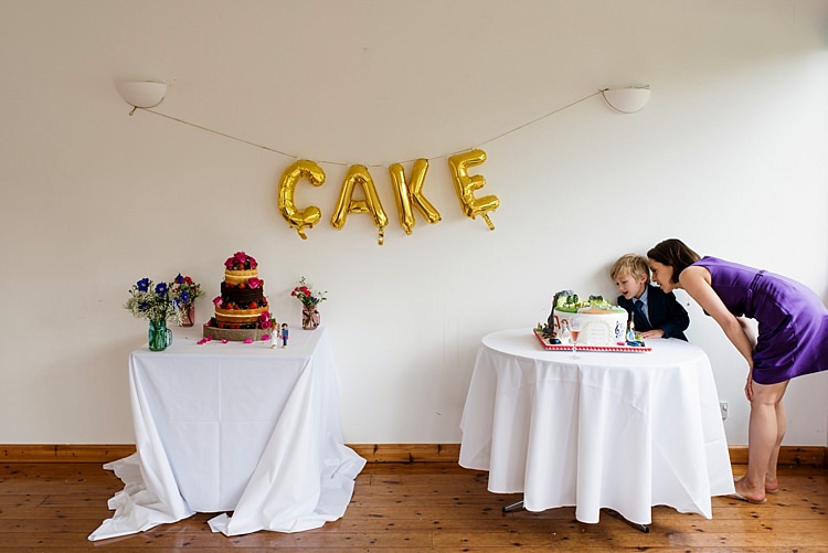 Bright Quirky Crafty Wedding http://www.babbphoto.com/