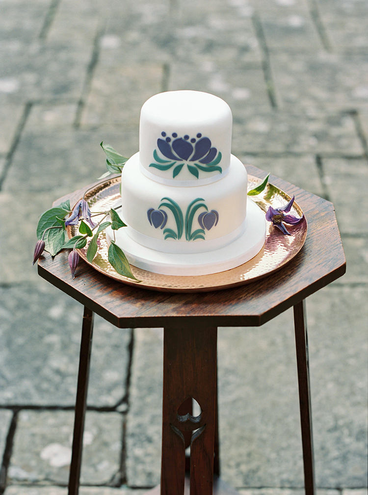 Cake Vintage 1930s Arts & Crafts Jewel Tone Wedding Ideas http://www.veronalain.com/