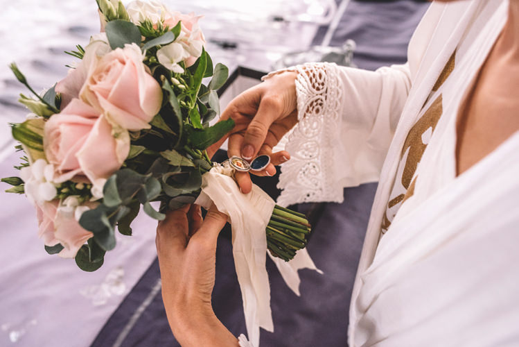 DIY Summer Rustic Country Wedding http://www.danielakphotography.com/