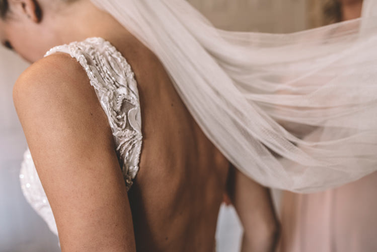 DIY Summer Rustic Country Wedding http://www.danielakphotography.com/