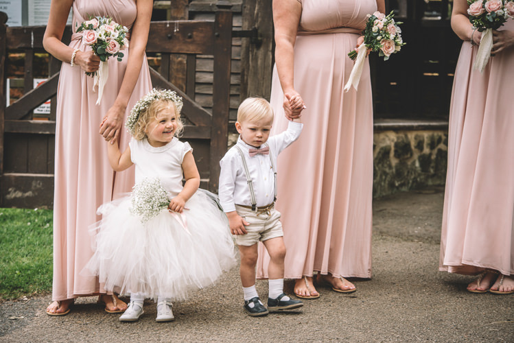 DIY Summer Rustic Country Wedding http://www.danielakphotography.com/