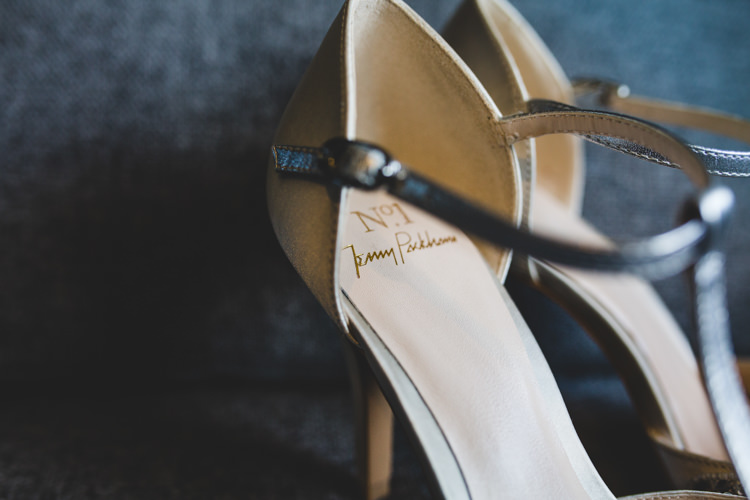 Stylish Relaxed Fun White Wedding http://www.livvy-hukins.co.uk/
