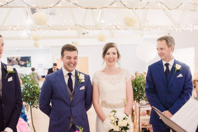 Simple Elegant Pretty Barn Wedding http://www.fayecornhillphotography.co.uk/