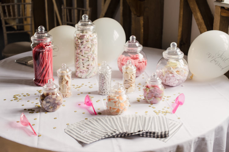 Sweets Sweetie Table Simple Elegant Pretty Barn Wedding http://www.fayecornhillphotography.co.uk/