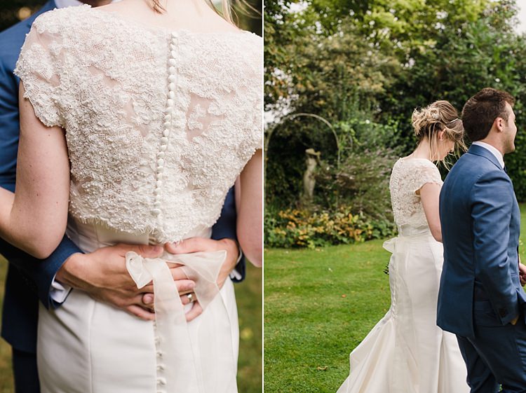 Simple Elegant Pretty Barn Wedding http://www.fayecornhillphotography.co.uk/