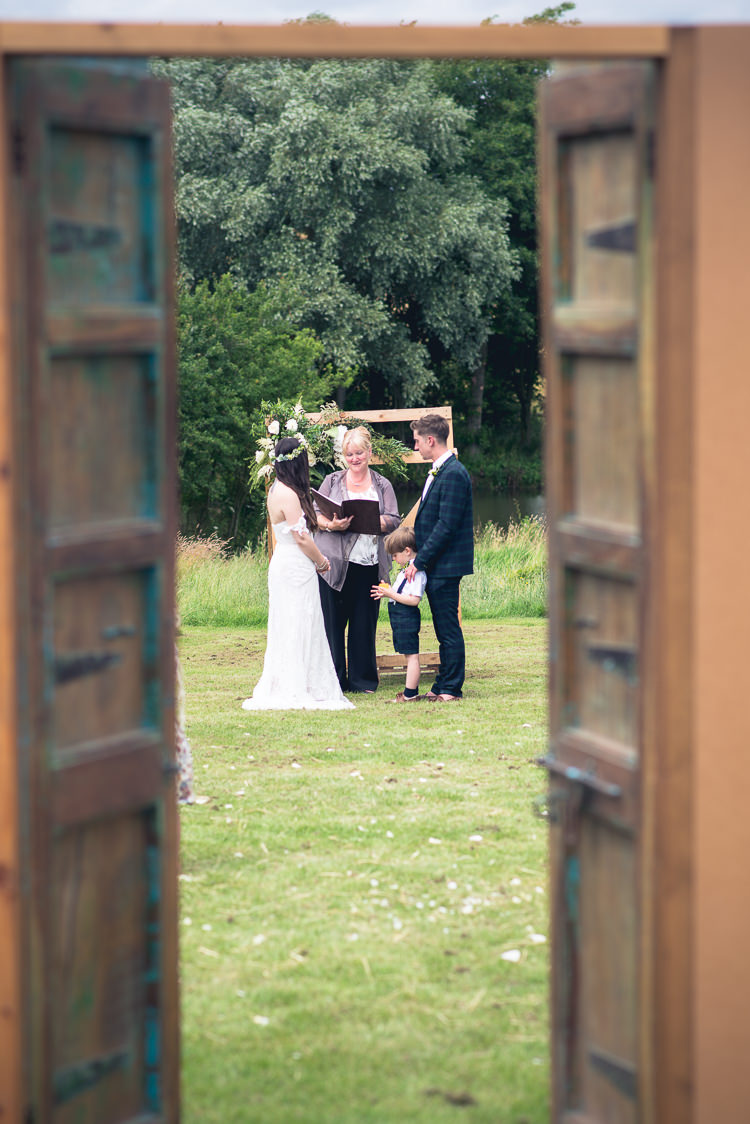 Outdoor Boho Botanical Farm Wedding http://www.lauraophotography.com/
