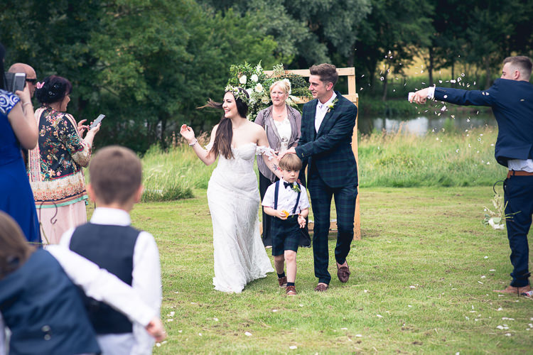Outdoor Boho Botanical Farm Wedding http://www.lauraophotography.com/