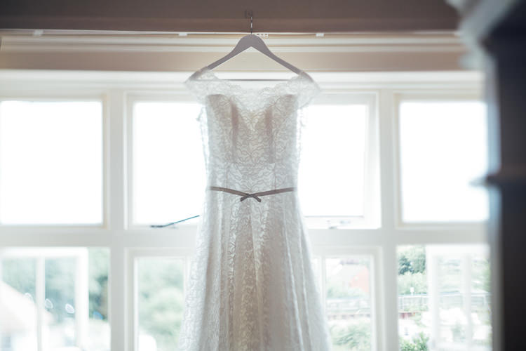 Teal Gold Barn Wedding http://www.mr-and-mrs-wedding-photography.co.uk/