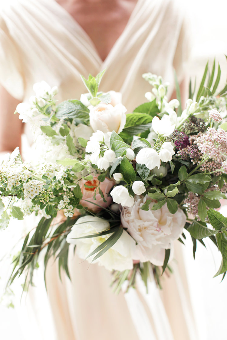 Bouquet Flowers Foliage Roses Bride Bridal Soft Pale Fine Art Wedding Ideas http://rachelrosephotography.co.uk/