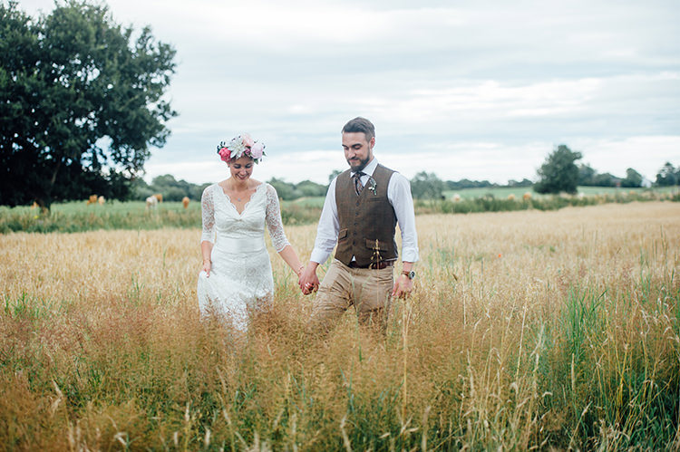 Romantic Artistic Wedding Photography Photographer http://www.jakemorley.co.uk/