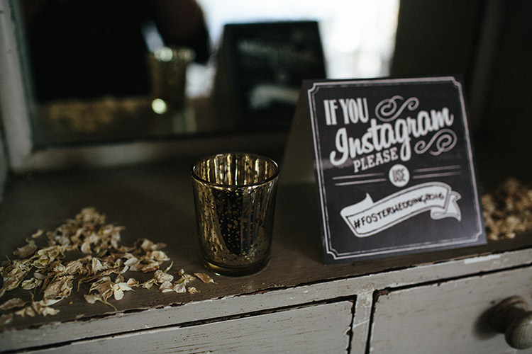 Soft Springtime Countryside Wedding http://www.claudiarosecarter.co.uk/