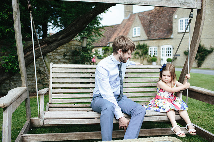 Soft Springtime Countryside Wedding http://www.claudiarosecarter.co.uk/