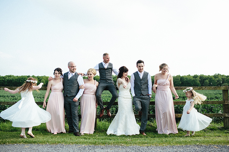 Soft Springtime Countryside Wedding http://www.claudiarosecarter.co.uk/