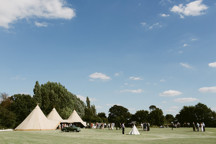 Bohemian Outdoor Blessing Garden Wedding http://www.lukehayden.co.uk/