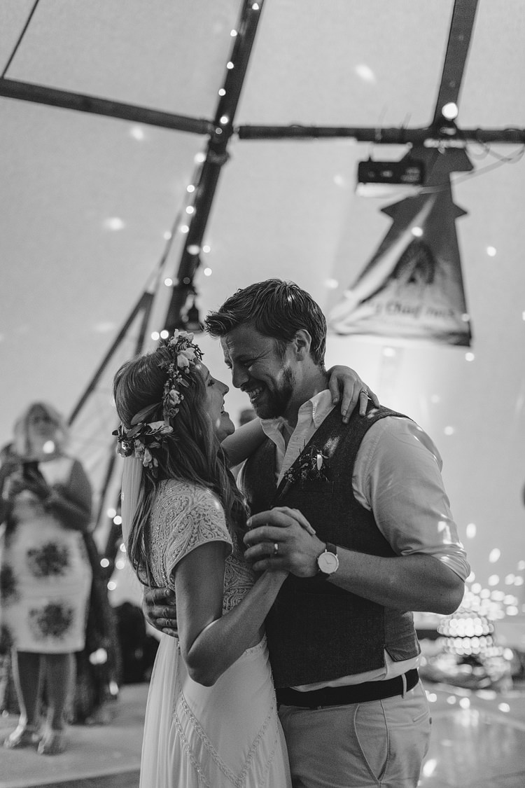 Bohemian Outdoor Blessing Garden Wedding http://www.lukehayden.co.uk/