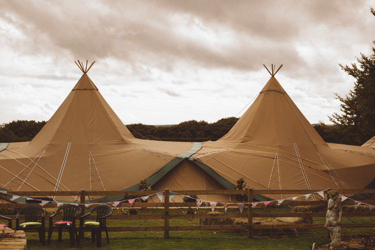 Colourful Home Made Garden Wedding http://www.maytreephotography.co.uk/
