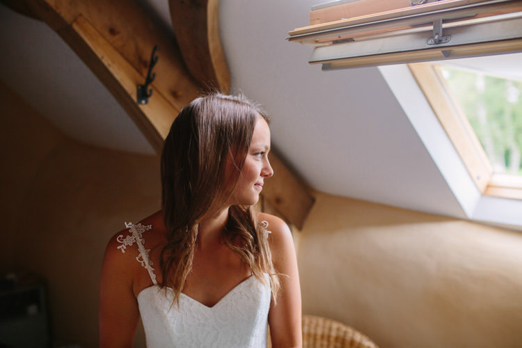 Bride Bridal Hair Style Mismatched Berry DIY Wedding http://www.colinianross.com/