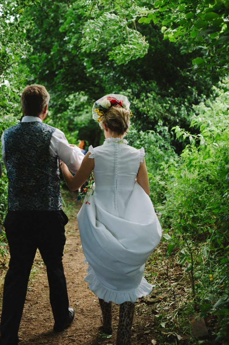 Vintage Dress Bride Bridal Buttons Frills Artistic Creative Colourful Farm Wedding http://www.mustardyellowphotography.com/