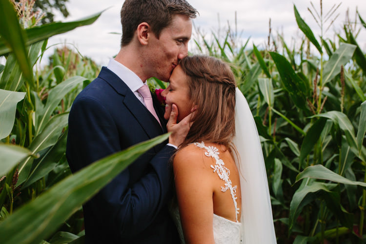 Mismatched Berry DIY Wedding http://www.colinianross.com/