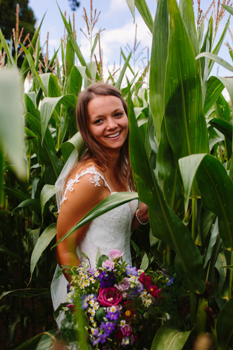 Bride Bridal Make Up Natural Pretty Mismatched Berry DIY Wedding http://www.colinianross.com/