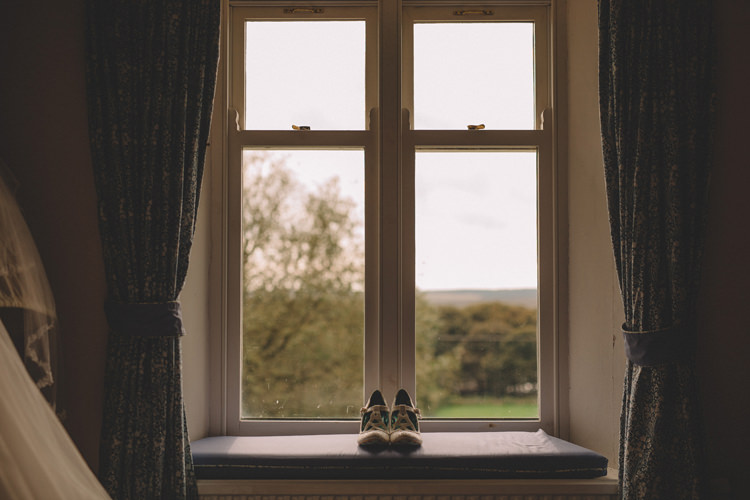 Colourful Home Made Garden Wedding http://www.maytreephotography.co.uk/