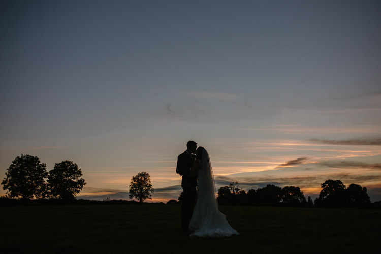 Mismatched Berry DIY Wedding http://www.colinianross.com/