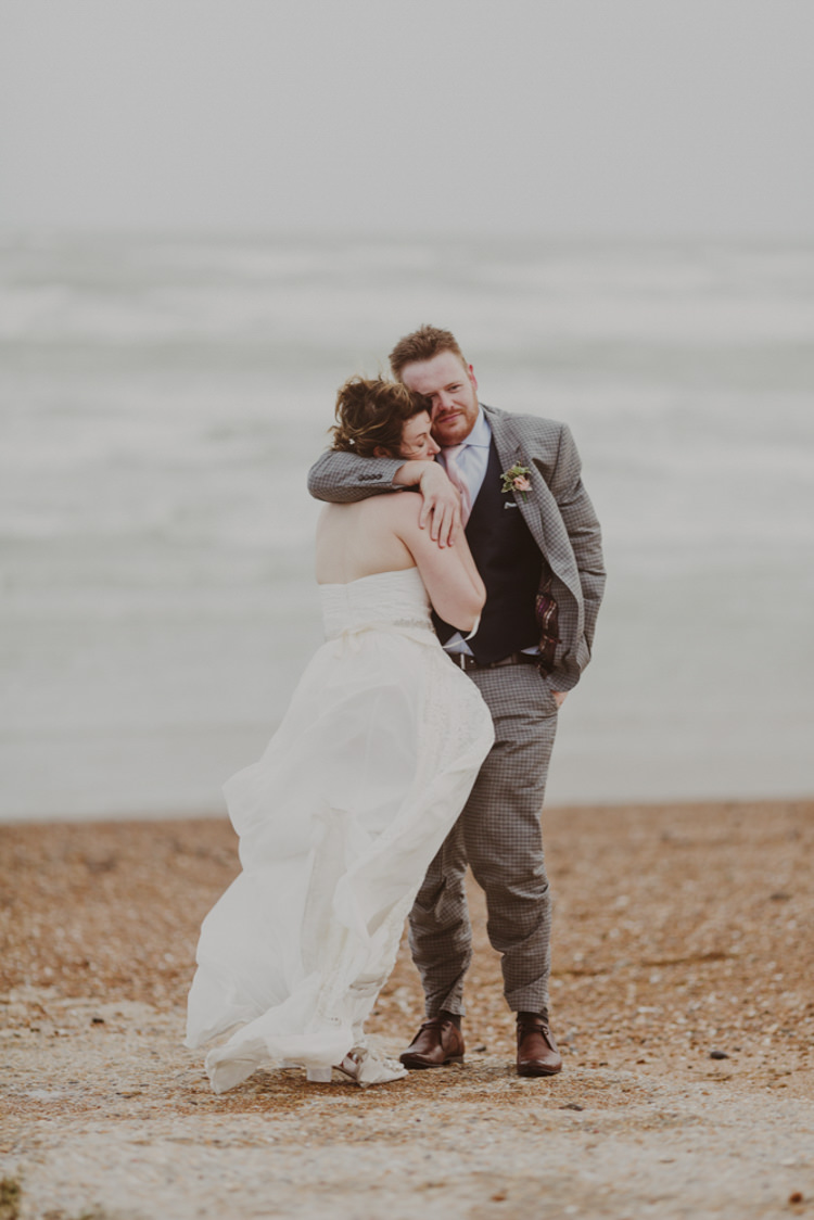 Romantic Stylish Relaxed Sea Wedding http://www.oxiphotography.co.uk/