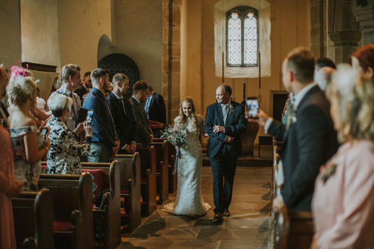 Creative DIY Rustic Lavender Wedding http://www.nataliepluck.com/