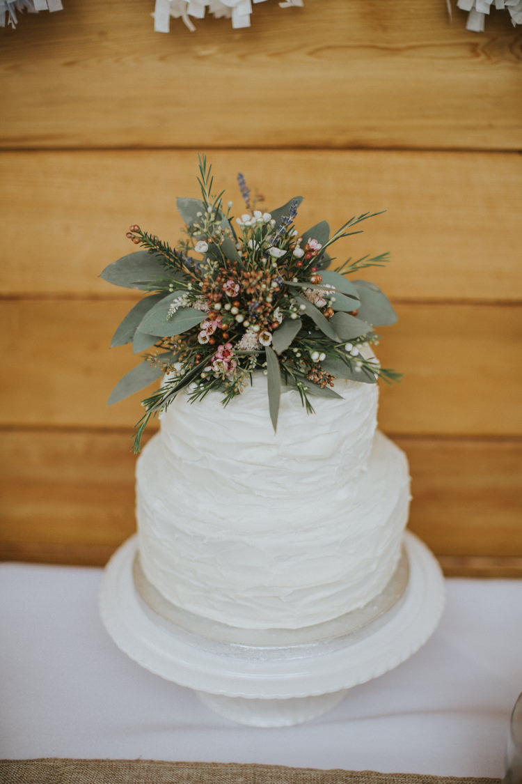 Buttercream Cake Flower Topper Creative DIY Rustic Lavender Wedding http://www.nataliepluck.com/