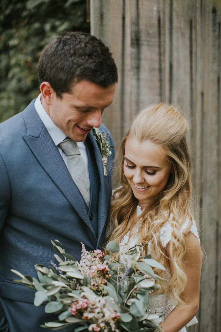 Creative DIY Rustic Lavender Wedding http://www.nataliepluck.com/