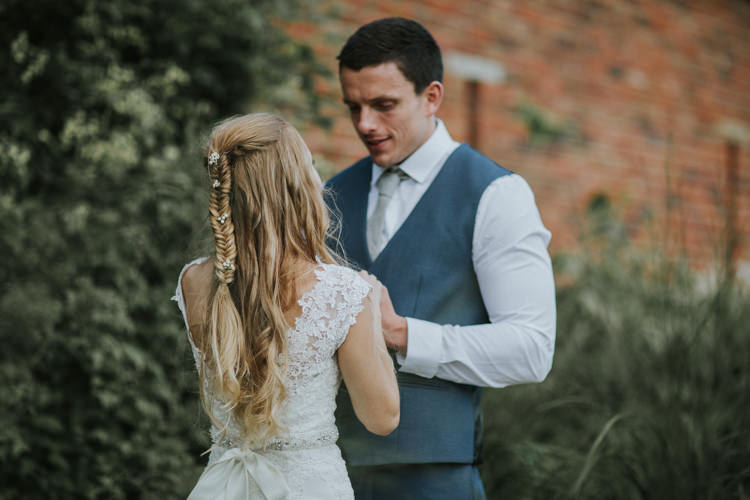 Creative DIY Rustic Lavender Wedding http://www.nataliepluck.com/