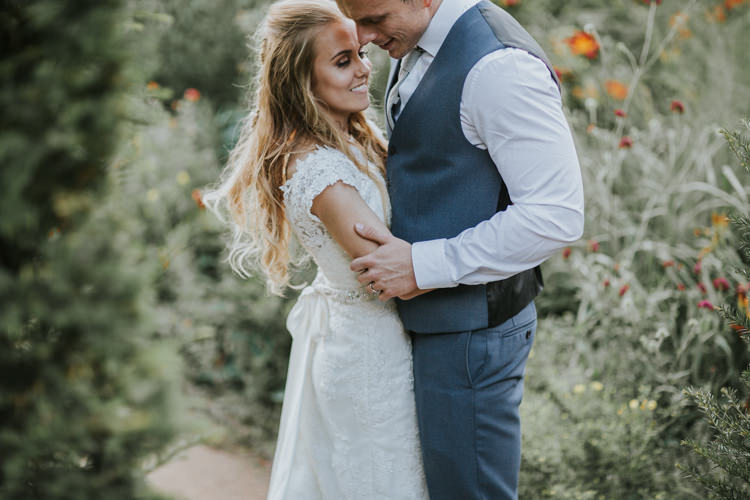 Creative DIY Rustic Lavender Wedding http://www.nataliepluck.com/