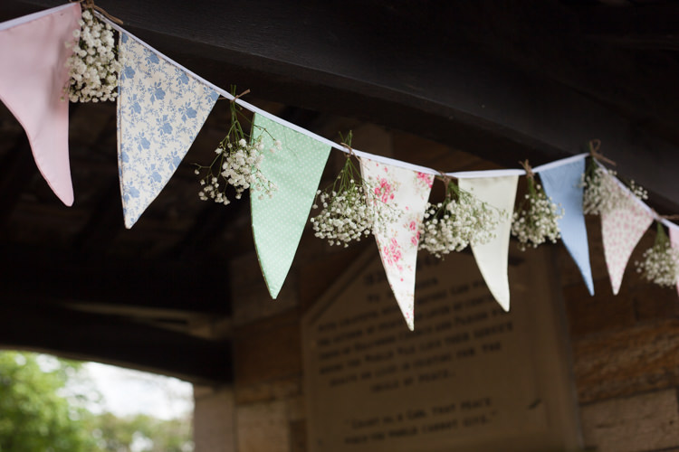 Bunting Gyp Gypsophila Pastel Marquee Garden Party Wedding https://www.deliciousphotography.co.uk/