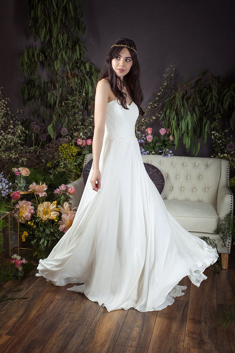 Naomi Neoh 2017 Eden Wedding Bridal Dress Collection Gwen Naomi Neoh 2017 Eden Wedding Bridal Dress Collection