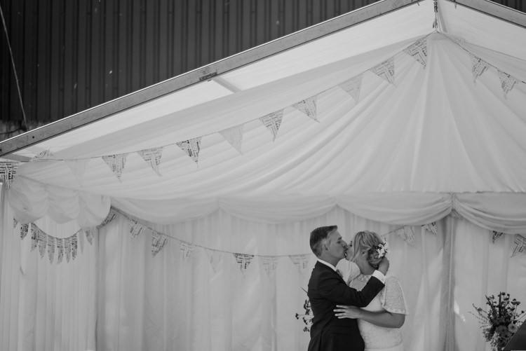 Colourful Cool Hand Made Wedding http://www.jonnybarratt.com/
