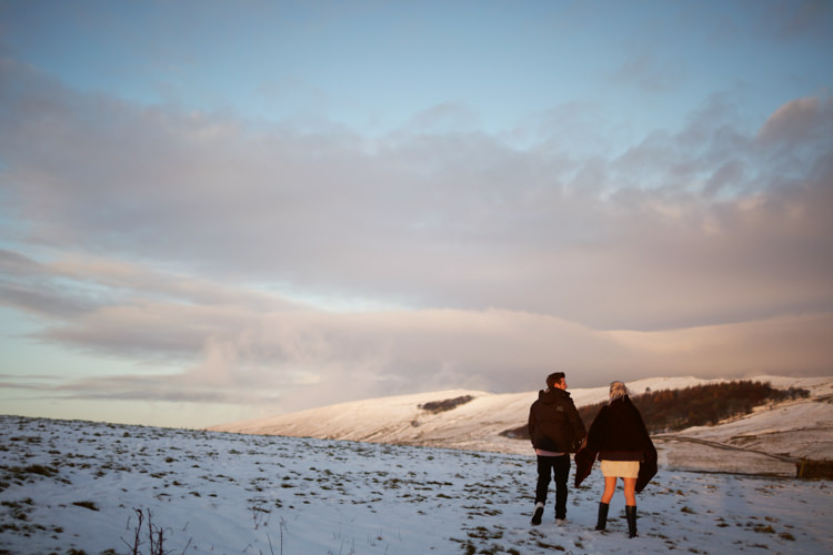 Snowy Peak District Engagement http://www.juntanweddings.com/